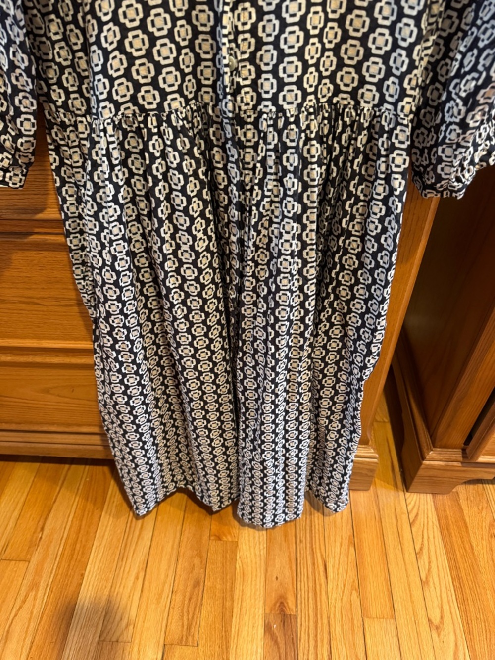 Dolma Dress Size M - Picture 4 of 5